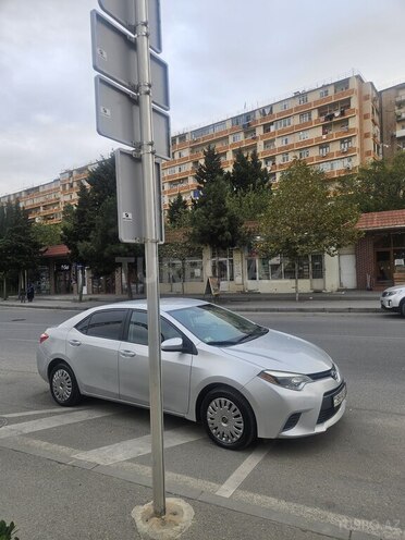 Toyota Corolla 2016, 222,000 km - 1.8 л - Bakı
