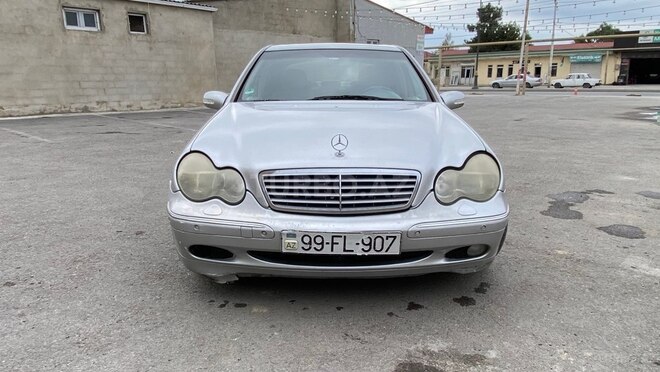 Mercedes C 220 2000, 480,000 km - 2.1 л - Bakı