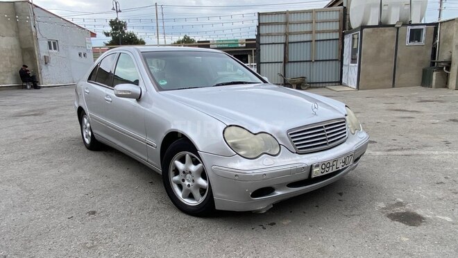 Mercedes C 220 2000, 480,000 km - 2.1 л - Bakı