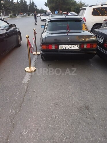 Mercedes 190 1991, 199,998 km - 2.6 l - Bakı