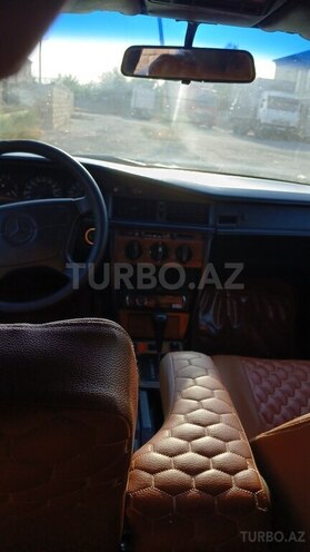 Mercedes 190 1991, 199,998 km - 2.6 l - Bakı