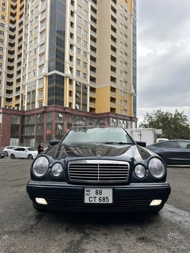 Mercedes E 320 1997, 217,800 km - 3.2 л - Bakı
