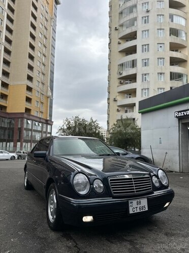 Mercedes E 320 1997, 217,800 km - 3.2 л - Bakı