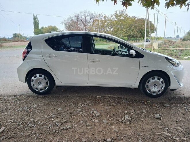 Toyota Aqua 2019, 238,000 km - 1.5 l - Goranboy