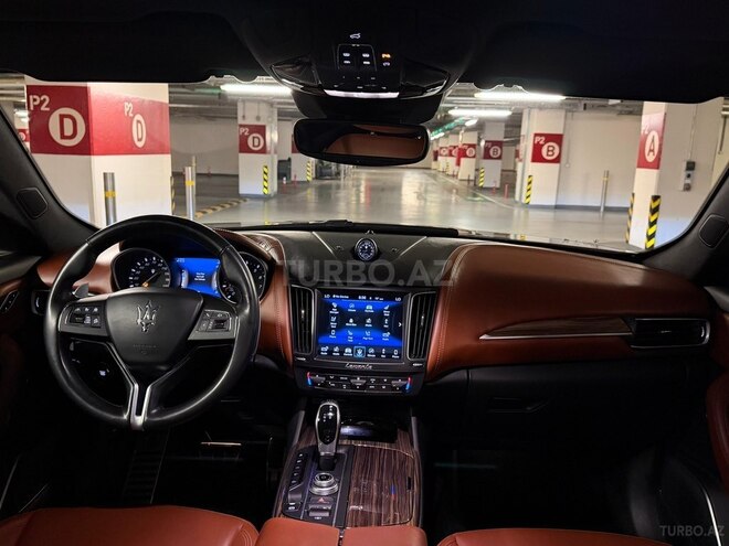 Maserati Levante 2017, 100,000 km - 3.0 l - Bakı