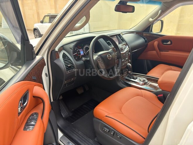 Nissan Patrol 2013, 215,000 km - 5.6 l - Bakı