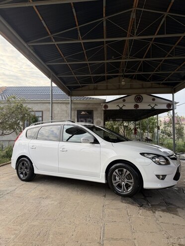 Hyundai i30 2011, 253,470 km - 1.6 л - Bakı