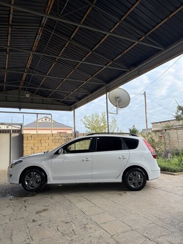 Hyundai i30 2011, 253,470 km - 1.6 л - Bakı