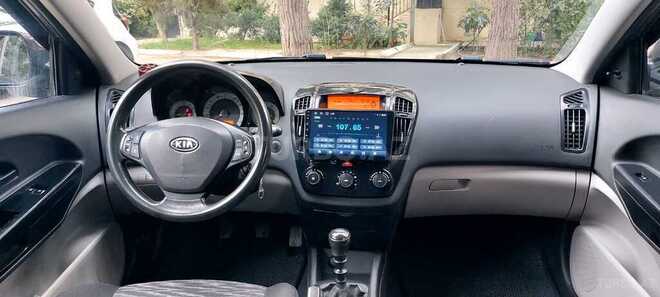 Kia  2008, 256,368 km - 1.4 l - Bakı