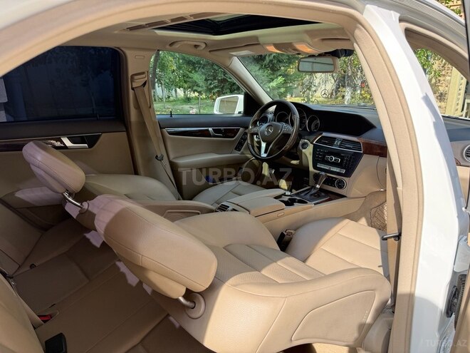 Mercedes C 250 2013, 86,500 km - 1.8 l - Bakı