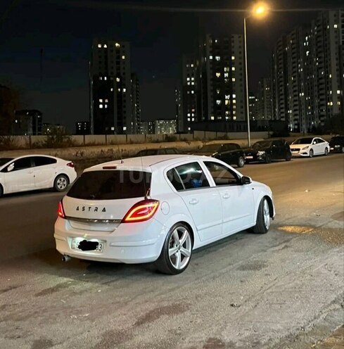 Opel Astra 2006, 411,325 km - 1.3 l - Bakı