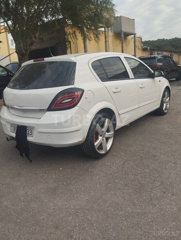 Opel Astra 2006, 411,325 km - 1.3 l - Bakı