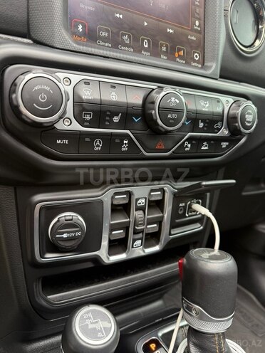 Jeep Wrangler 2022, 60,000 km - 2.0 l - Bakı