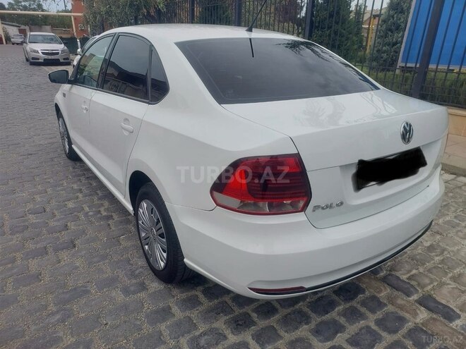 Volkswagen Polo 2018, 320,000 km - 1.6 l - Bakı
