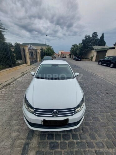 Volkswagen Polo 2018, 320,000 km - 1.6 l - Bakı