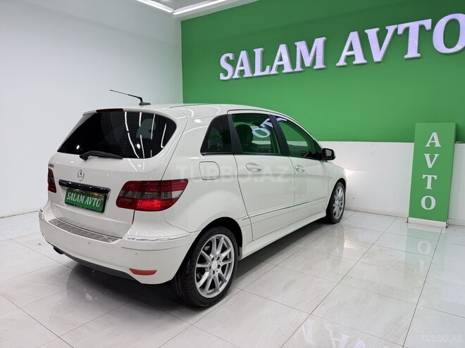 Mercedes B 180 2009, 148,000 km - 1.7 l - Bakı