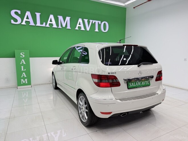 Mercedes B 180 2009, 148,000 km - 1.7 l - Bakı