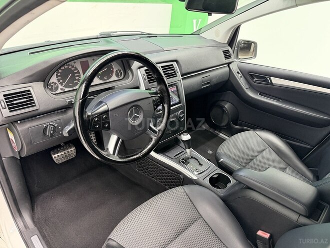 Mercedes B 180 2009, 148,000 km - 1.7 l - Bakı
