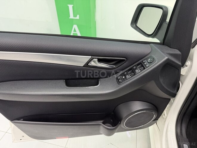 Mercedes B 180 2009, 148,000 km - 1.7 l - Bakı