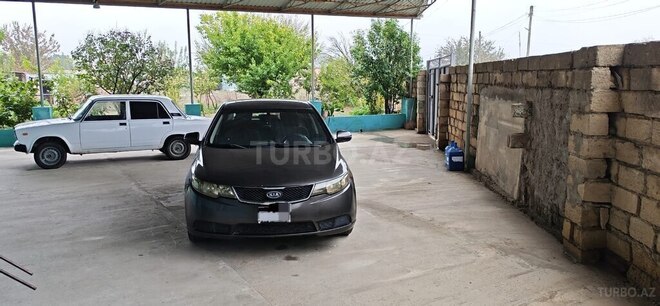 Kia Cerato 2010, 294,000 km - 1.6 l - Biləsuvar