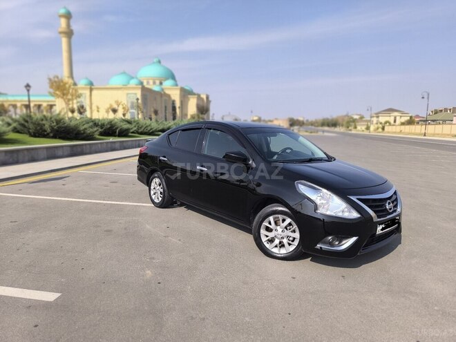 Nissan Versa 2018, 138,404 km - 1.6 l - Naxçıvan