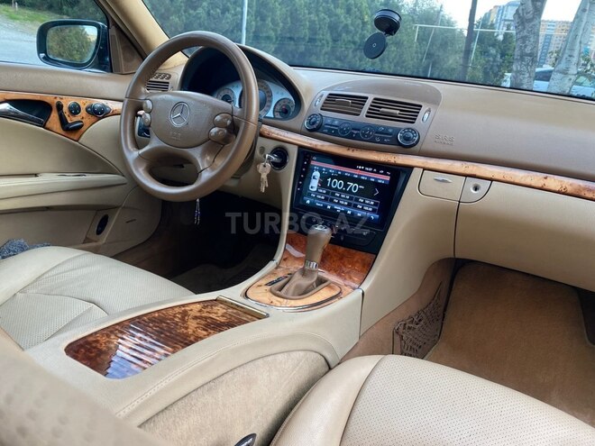 Mercedes E 350 2006, 264,331 km - 3.5 l - Bakı