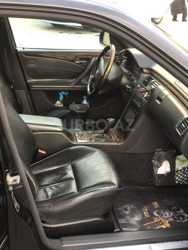 Mercedes E 270 2000, 284,249 km - 2.7 l - Bakı