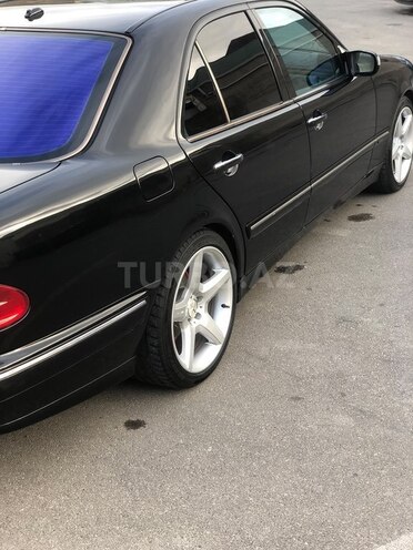 Mercedes E 270 2000, 284,249 km - 2.7 l - Bakı