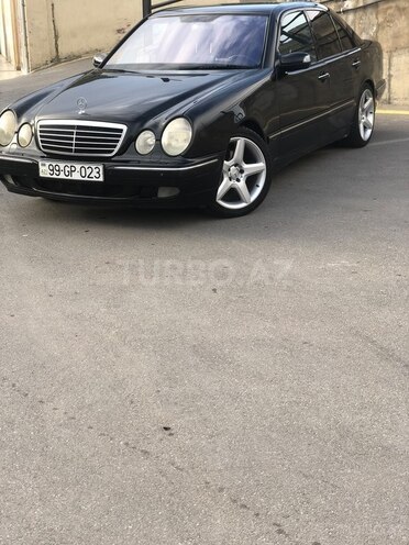 Mercedes E 270 2000, 284,249 km - 2.7 l - Bakı