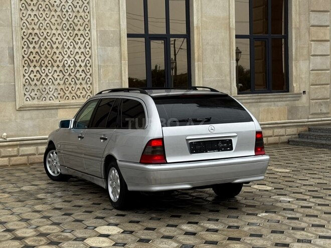 Mercedes C 220 1999, 311,000 km - 2.2 л - Saatlı
