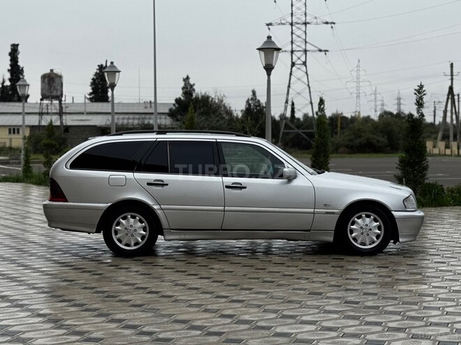 Mercedes C 220 1999, 311,000 km - 2.2 л - Saatlı