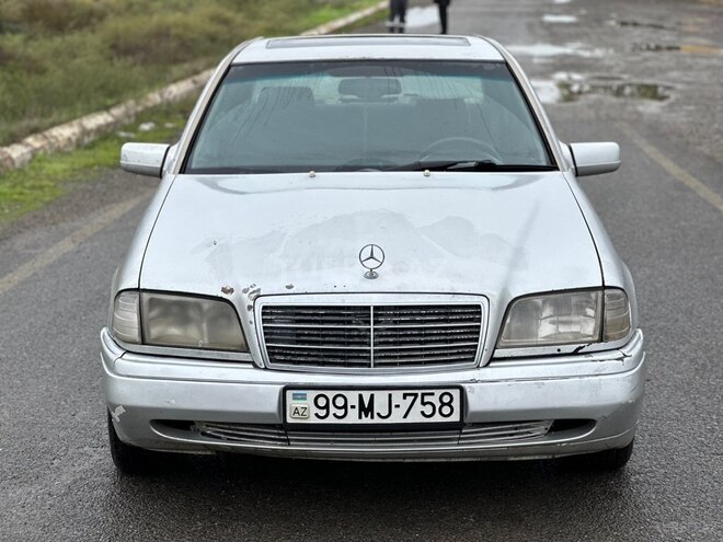 Mercedes C 250 1996, 350,000 km - 2.5 l - Salyan