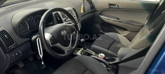 Hyundai i30 2009, 330,000 km - 1.6 l - Yevlax