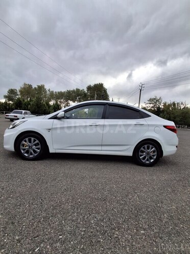Hyundai Accent 2014, 241,000 km - 1.6 л - Şəki