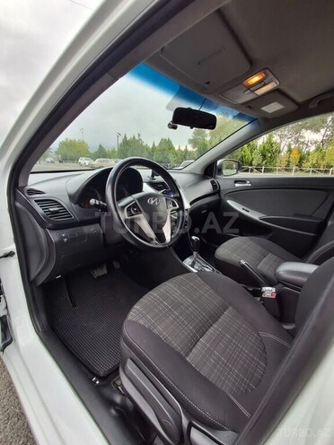 Hyundai Accent 2014, 241,000 km - 1.6 л - Şəki