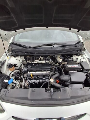 Hyundai Accent 2014, 241,000 km - 1.6 л - Şəki