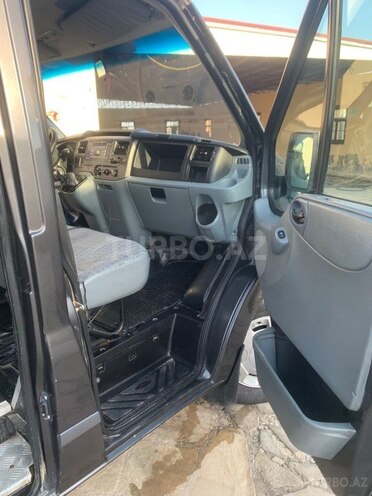Ford Transit 2008, 240,000 km - 2.4 l - Salyan