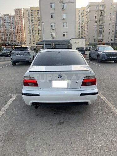 BMW 525 2002, 319,000 km - 2.5 л - Bakı