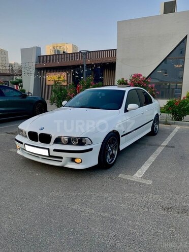BMW 525 2002, 319,000 km - 2.5 л - Bakı