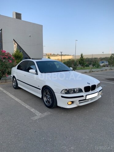 BMW 525 2002, 319,000 km - 2.5 л - Bakı