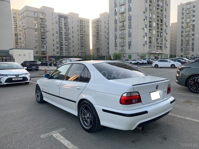 BMW 525 2002, 319,000 km - 2.5 л - Bakı