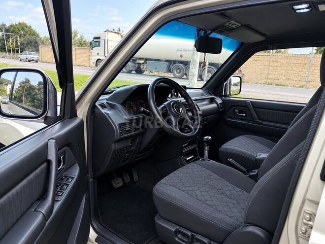 Mitsubishi Pajero 1993, 130,000 km - 2.5 l - Oğuz