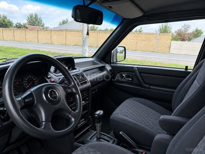 Mitsubishi Pajero 1993, 130,000 km - 2.5 l - Oğuz