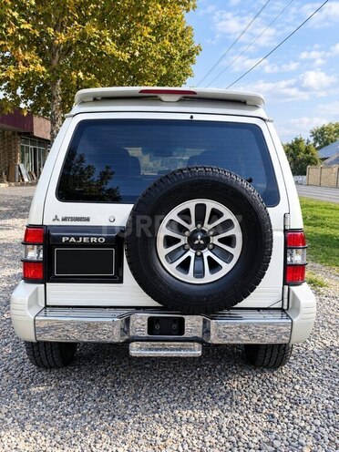 Mitsubishi Pajero 1993, 130,000 km - 2.5 l - Oğuz