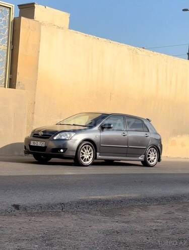 Toyota Corolla 2007, 356,284 km - 1.4 л - Bakı