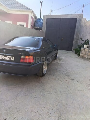 BMW 325 1992, 237,000 km - 2.5 л - Bakı