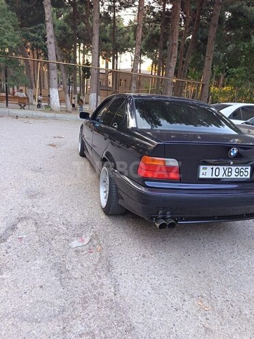 BMW 325 1992, 237,000 km - 2.5 л - Bakı
