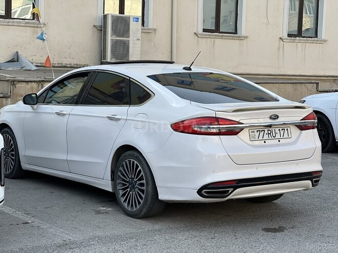 Ford Fusion (North America) 2018, 140,000 km - 2.0 l - Sumqayıt