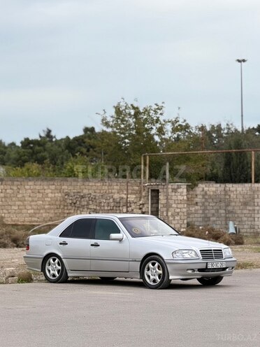 Mercedes C 230 2000, 272,776 km - 2.3 л - Bakı