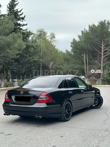 Mercedes E 320 2003, 269,000 km - 3.2 l - Sumqayıt